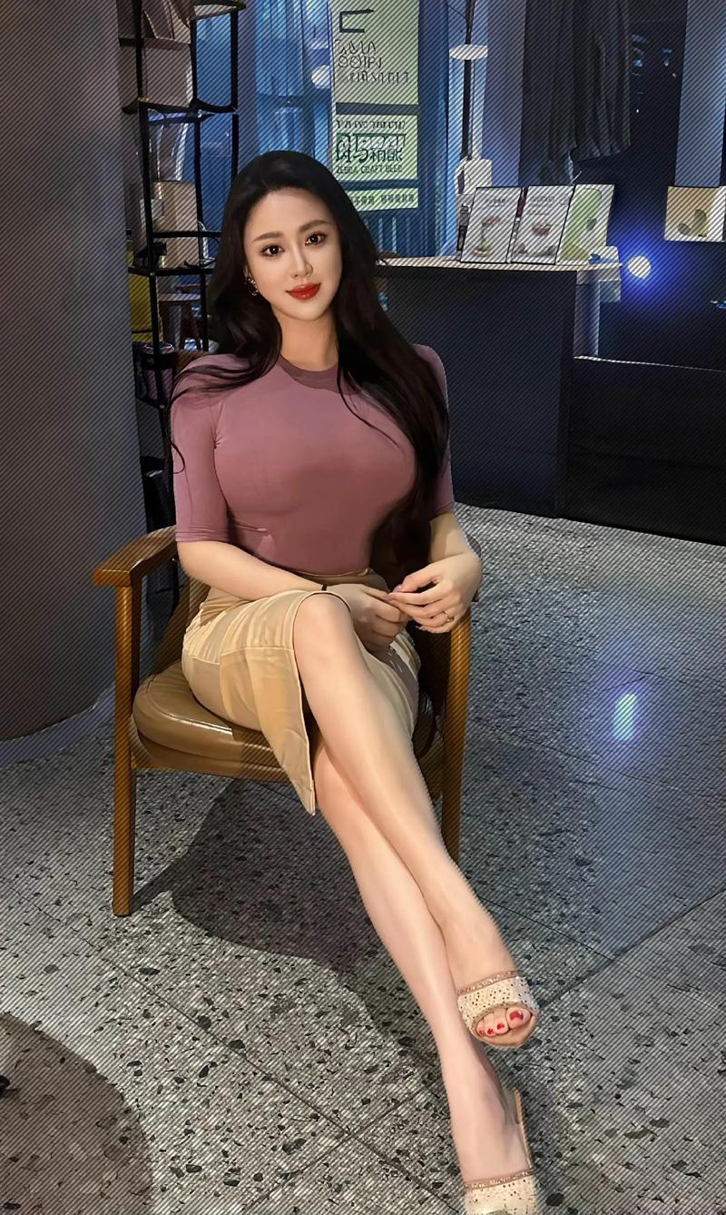 一边亲吻一边揉胸视频的相关介绍