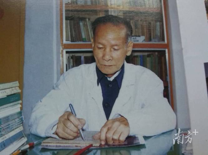 www.久久久久久精品...的相关介绍