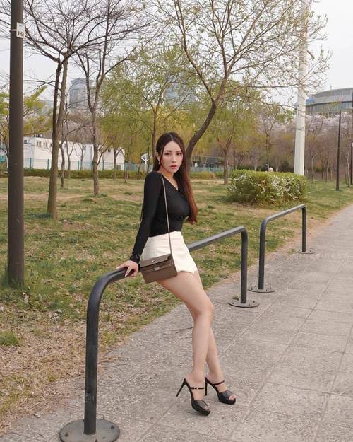 欧美绿岛电影院欧美av的相关介绍