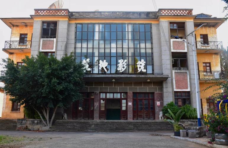 手脚黄是什么原因引起的女性怎么治疗的相关介绍