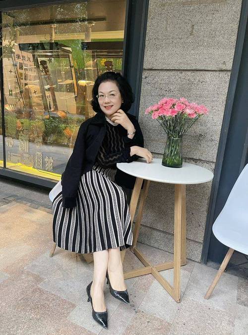 和老师啪啪做爰全过程的相关介绍