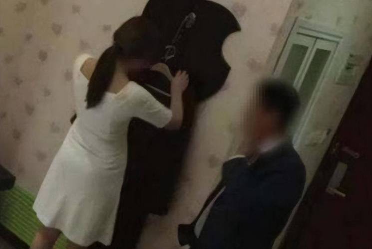 亚洲少妇1区的相关介绍