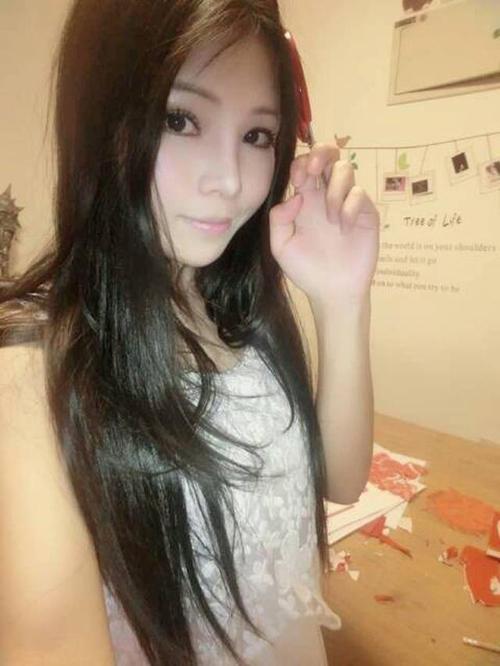 18禁美女久的相关介绍