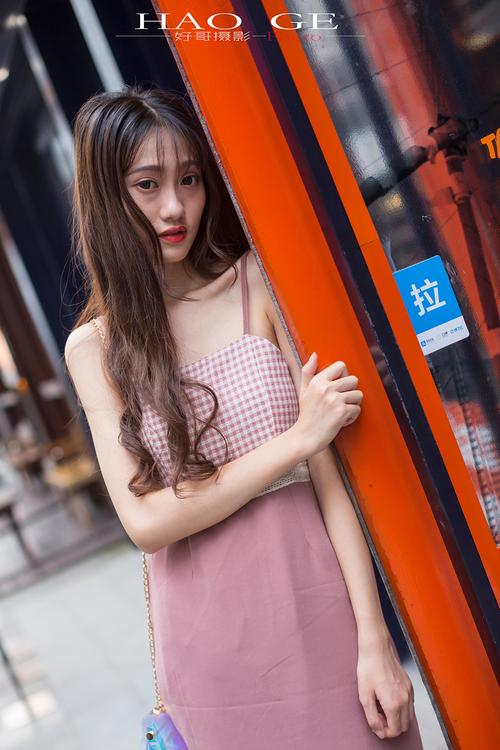女黄色录像,特级黄色录像的相关介绍