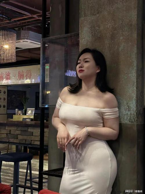 双性调教骚货嗯啊不要的相关介绍