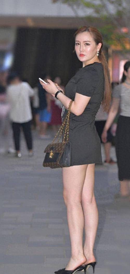 灰狼电影院的相关介绍