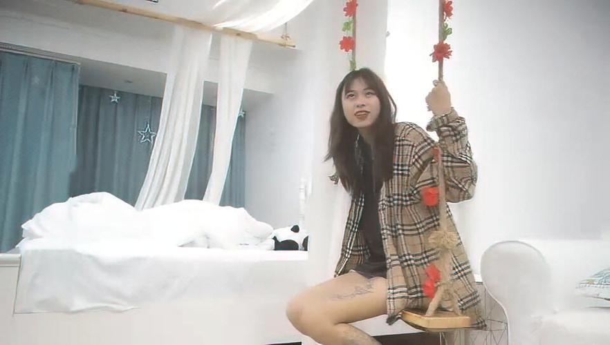 操小姑娘的逼逼视频的相关介绍