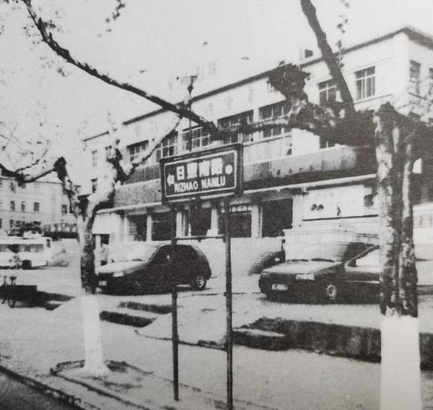 酒店内射极品少妇的相关介绍