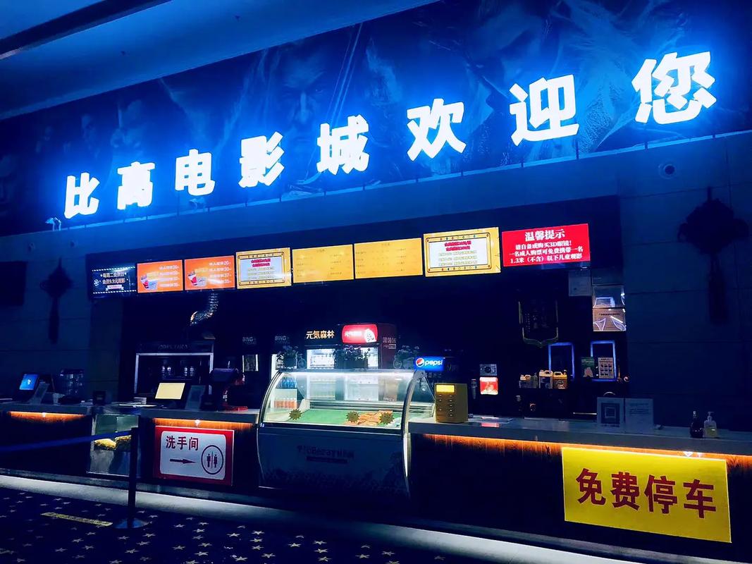 男女一边摸一边亲一边脱的相关介绍