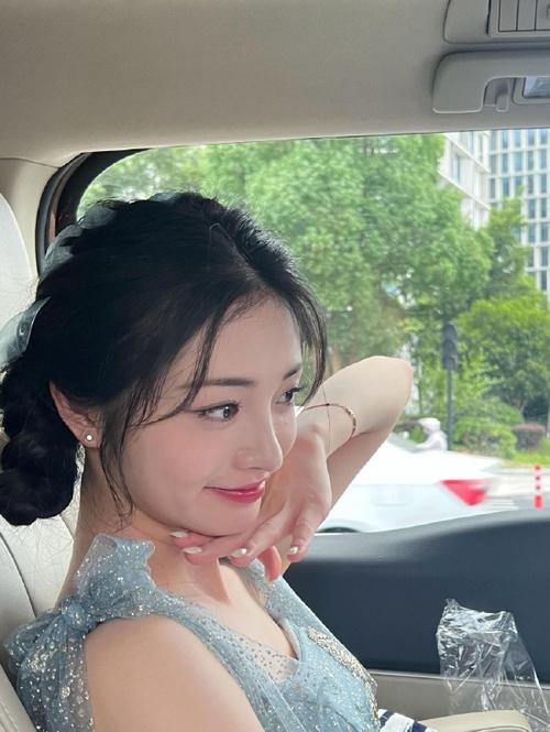 天码人妻久久一区区三区免费人妻的相关介绍