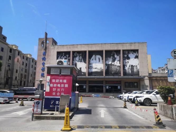 人妻少妇高清的相关介绍