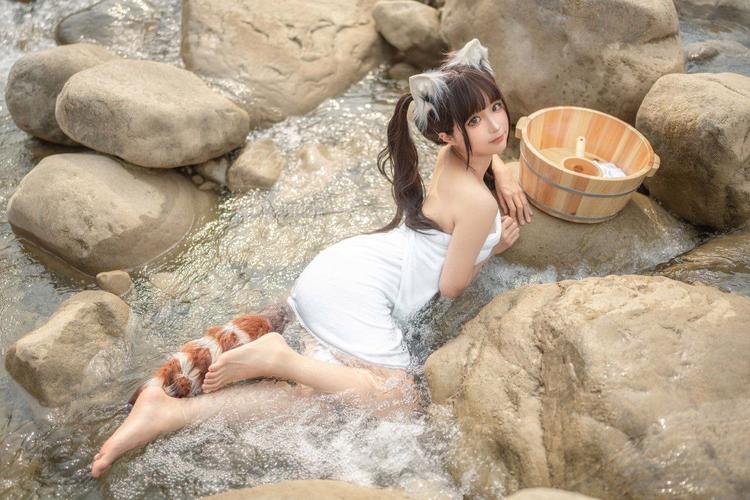 亚洲天堂av少妇的相关介绍