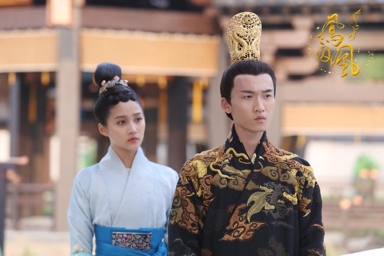 精品久久久久久久久的相关介绍