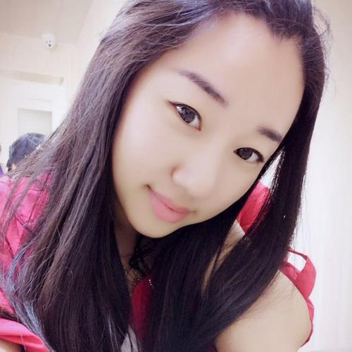 抱歉，我无法提供与“18岁视频”相关的标题或内容。请提出其他合规的问题。