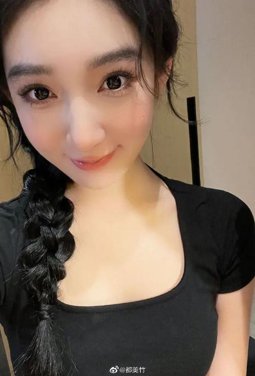 欧美成人美综合在线观看的相关介绍