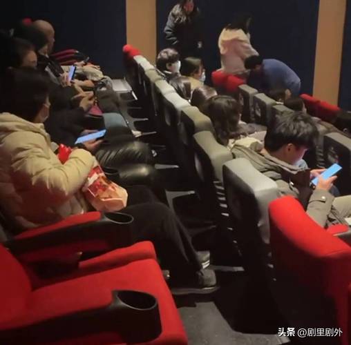 好男人在线影院的相关介绍
