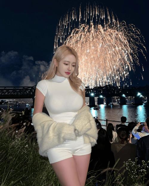 久久精品国产久精国产的相关介绍