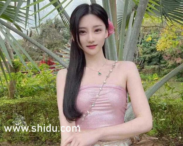 女人留黄色的分泌物的相关介绍