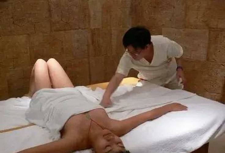 yy44880新视觉青苹果影院的相关介绍