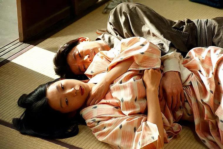 《人妻按摩院电影》深度解析：家庭伦理与欲望交织的禁忌情感（长尾关键词：人妻按摩院电影完整版 / 人妻按摩院电影剧情分析 / 人妻按摩院电影经典片段）